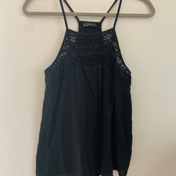 Black top - Picture 2 of 5